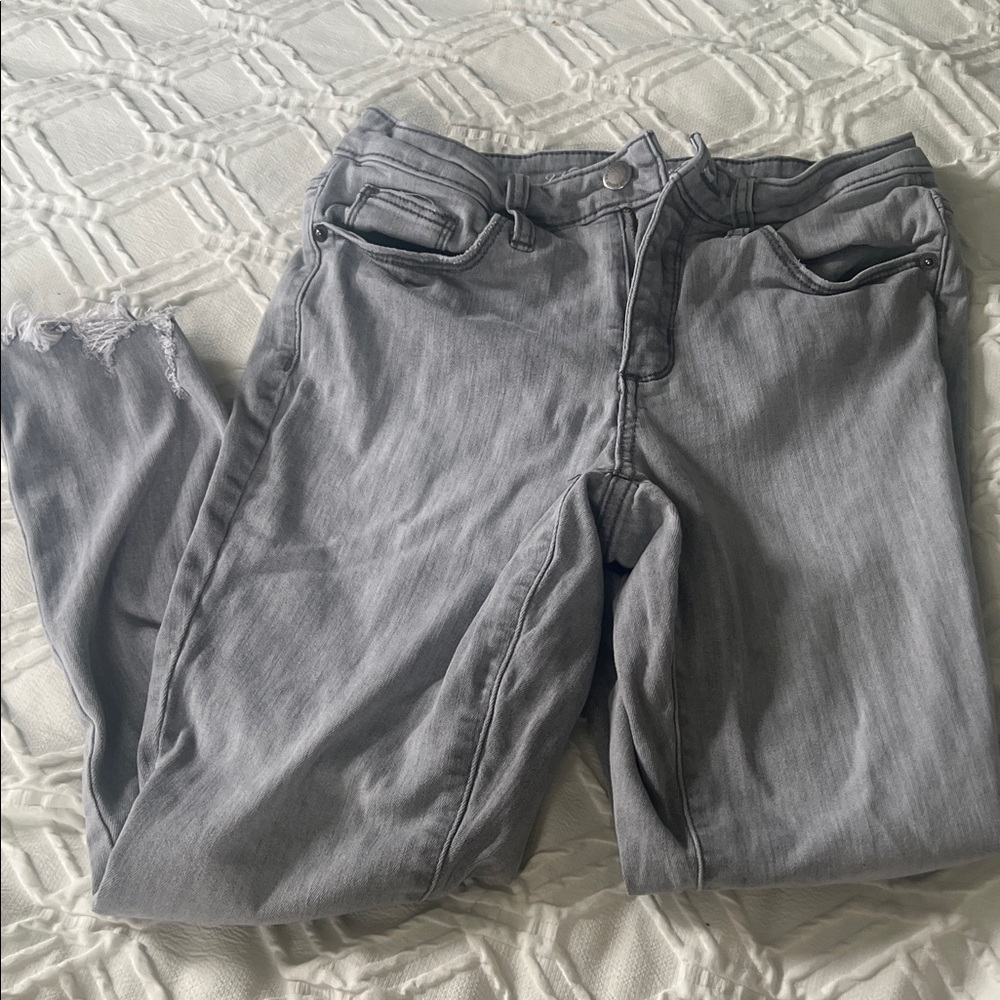 Universal Thread Light Gray Skinny Jeans